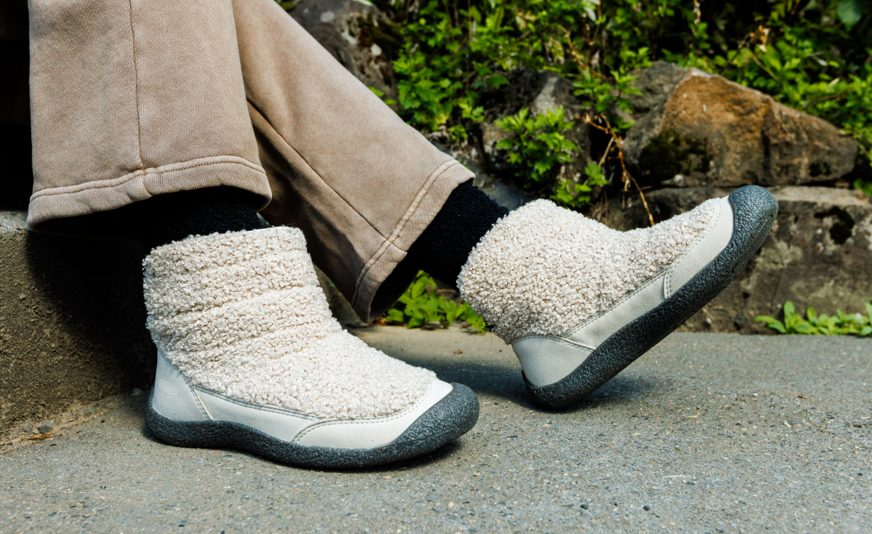 Women's Howser Fold Down Silver Lining/Black - Image 7