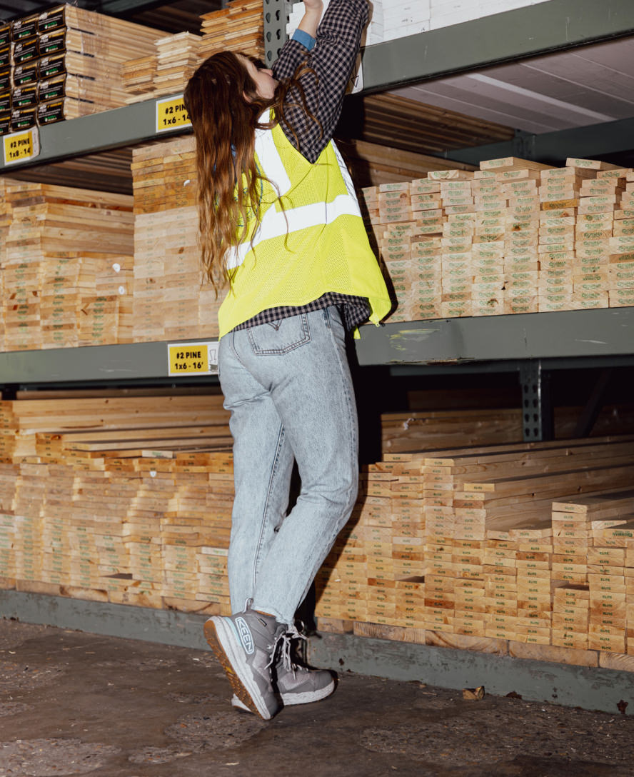 Women's Synchro Waterproof Work Boot (Carbon Toe) Steel Grey/Gum - Image 8