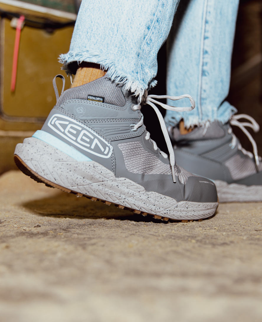 Women's Synchro Waterproof Work Boot (Carbon Toe) Steel Grey/Gum - Image 9